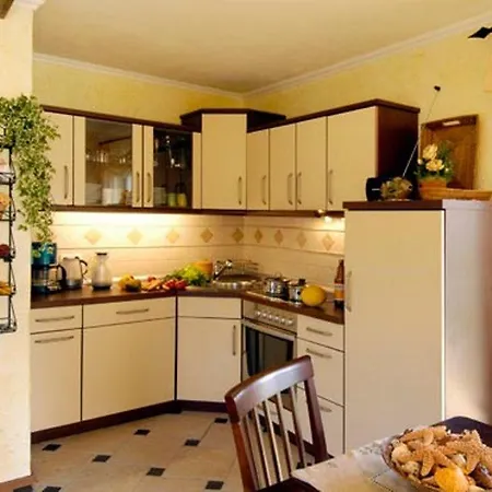 30 &quotmedita&quot * Tarnewitz